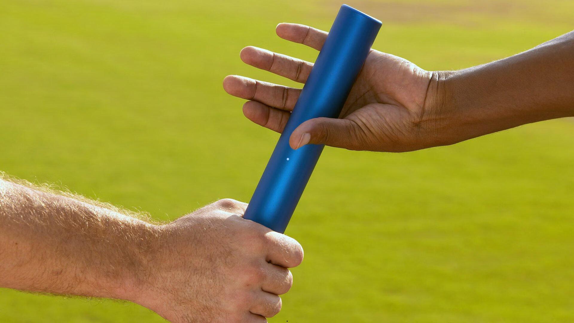 魏泽忆转会拜仁内幕，科隆艰难时期未提供职业合同促就生涯转折